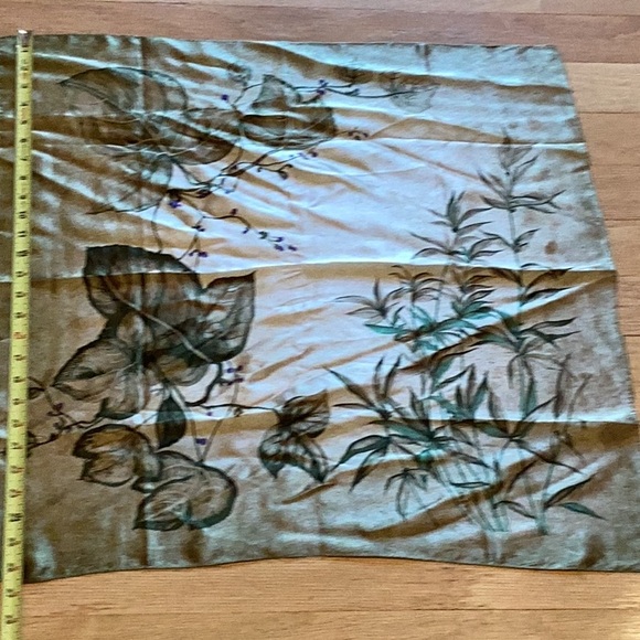 27” square scarf in beautiful shades of green with print of bamboo and ivy - Picture 1 of 4